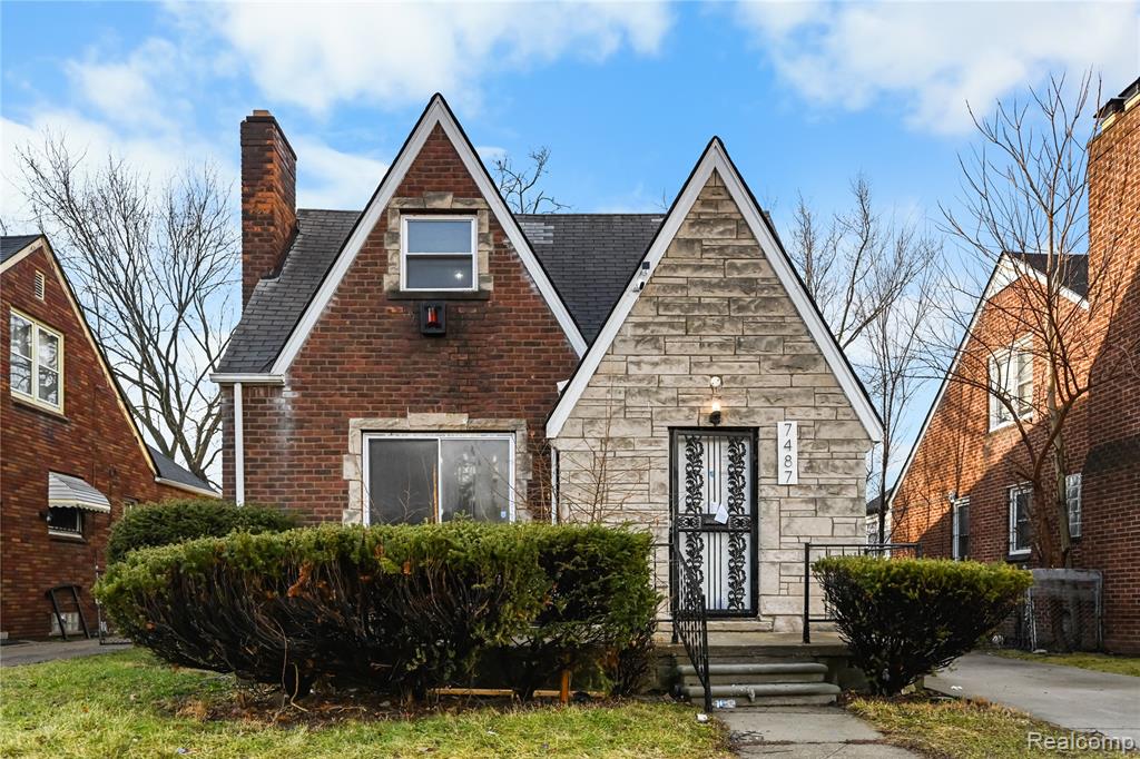 7487 W Outer Drive, Detroit, MI 48235 — front exterior