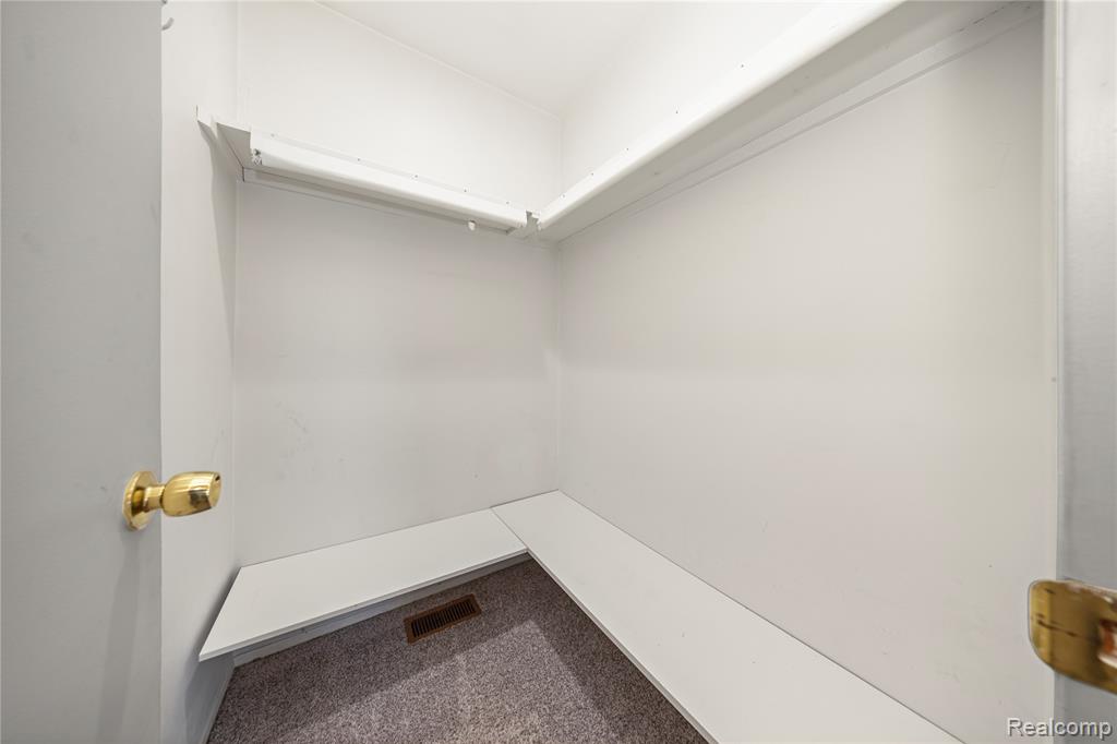 5274 E 14 Mile Road, Warren, MI 48092 — Photo 21
