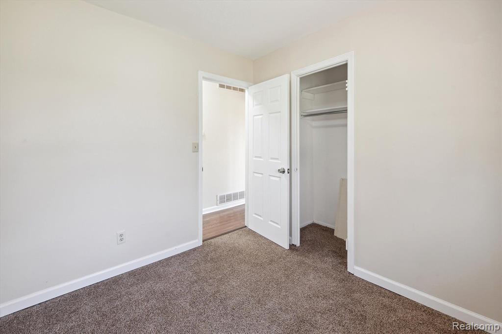 2481 PINECREST Avenue, Ann Arbor, MI 48104 — Photo 12