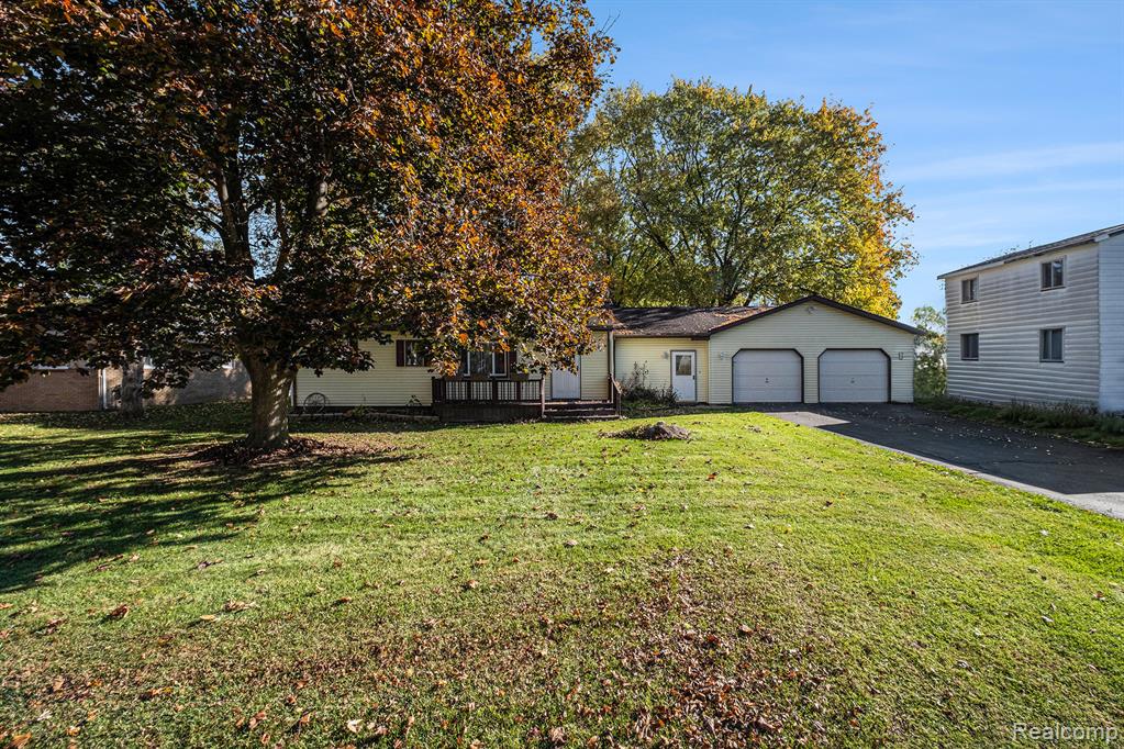 5474 Country Lane, Flint, MI 48506 — Photo 2