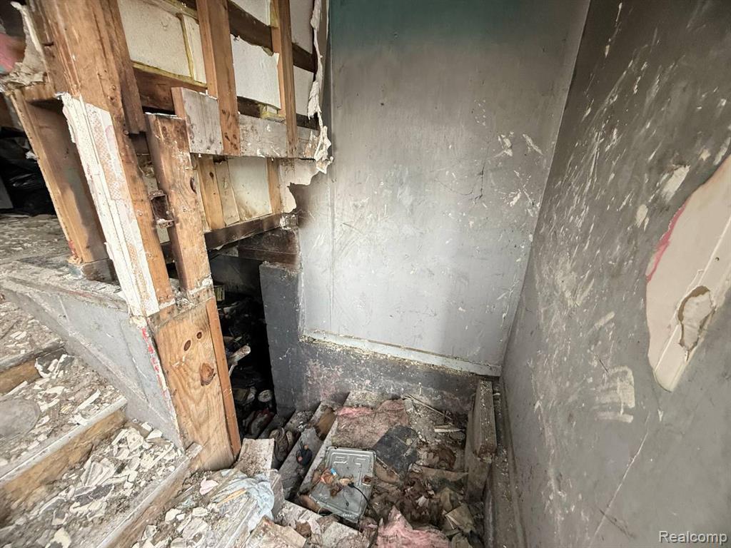 704 Vermont Street, Saginaw, MI, 48602