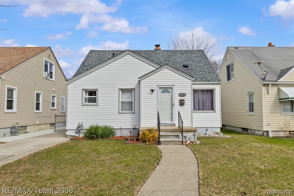 6872 Artesian Street, Detroit, MI 48228 — Photo 2
