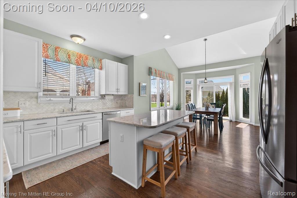 6977 Kennesaw Road, Canton, MI 48187 — Photo 17