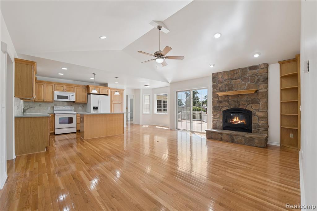 7127 Perry Lake Road, Clarkston, MI — Photo 9