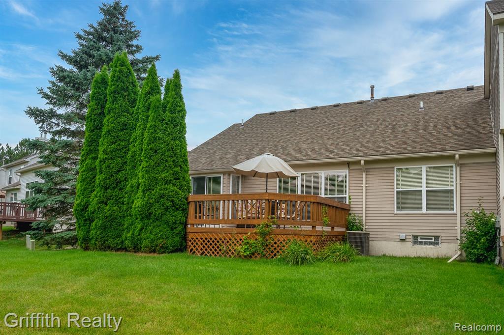 850 CALPERNIA, Wixom, MI 48393 — Photo 6