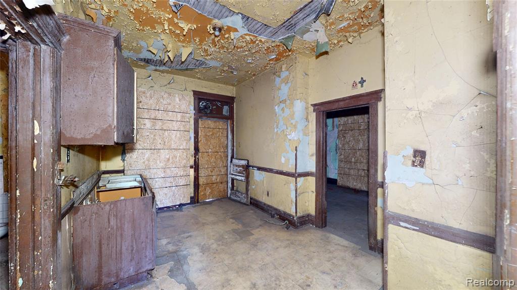 817 W Grand Boulevard, Detroit, MI 48216 — Photo 32