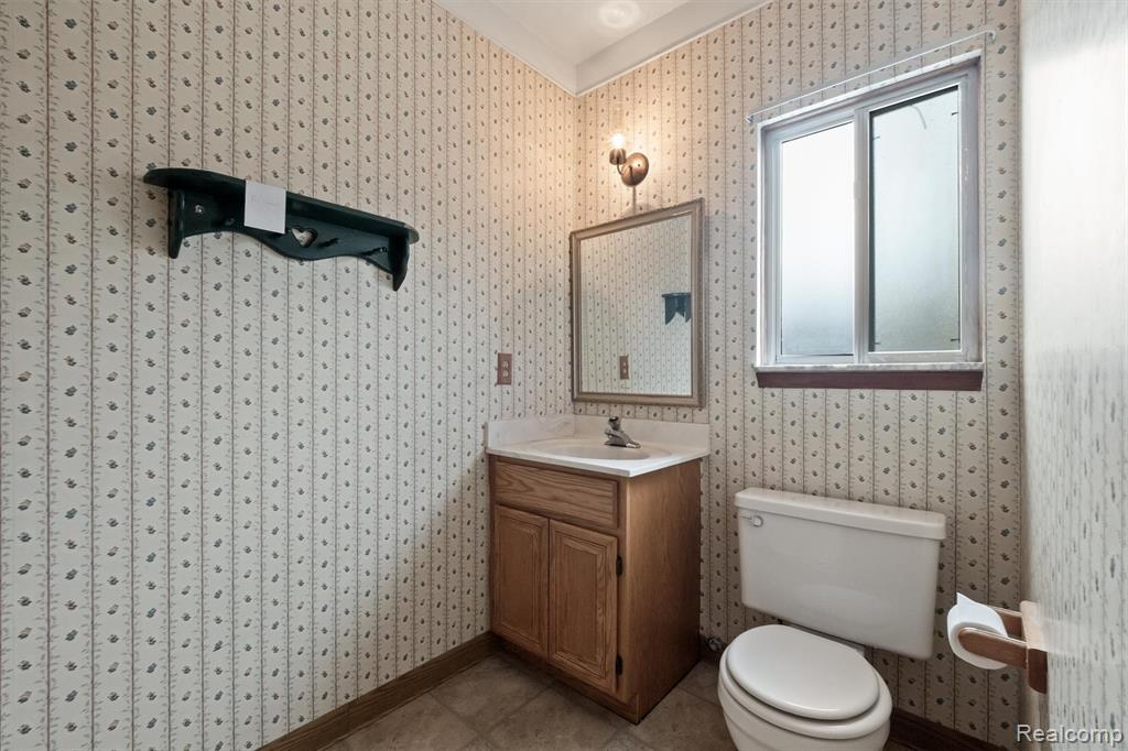 52580 Southdown Road, Shelby Twp, MI 48316 — Photo 18