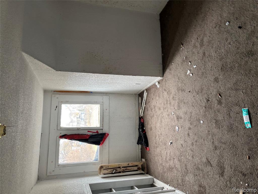 5327 Holcomb Street, Detroit, MI 48213 — Photo 11