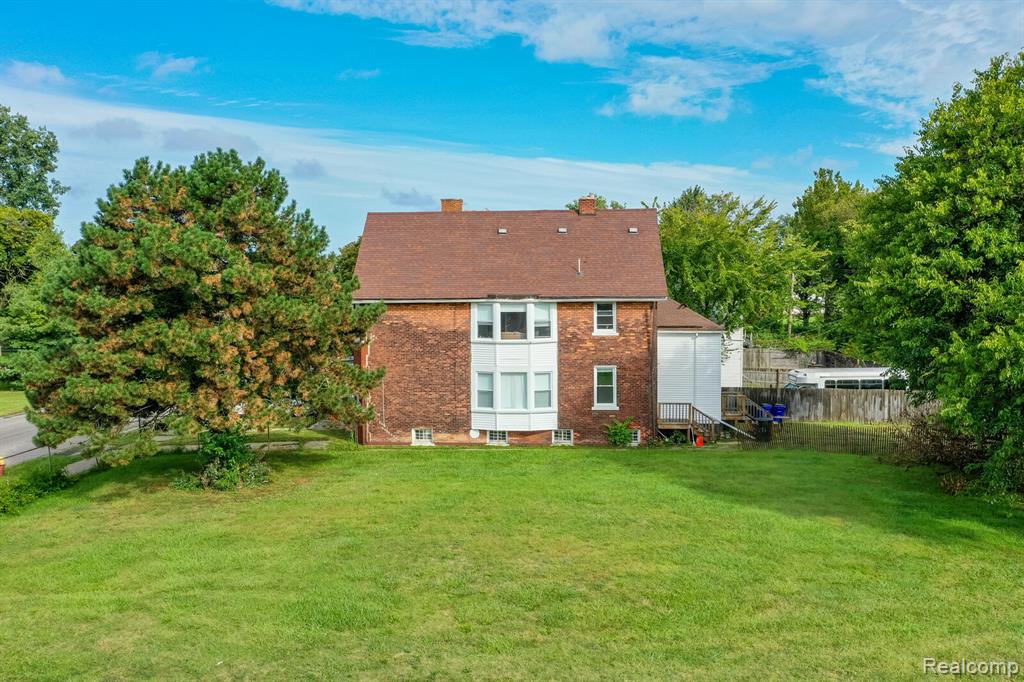 846 E Grand Boulevard, Detroit, MI 48207 — Photo 2