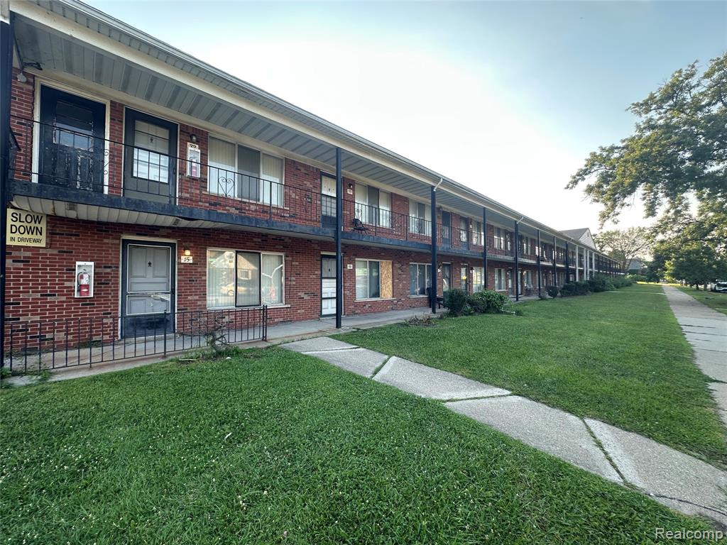 4535 Cadieux # 18 and 42, Detroit, MI 48224 — Photo 2