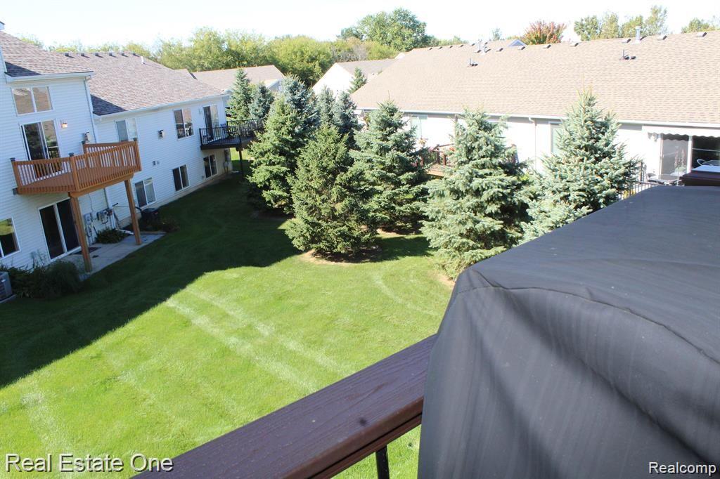895 SPIREA, Howell, MI 48843 — Photo 40