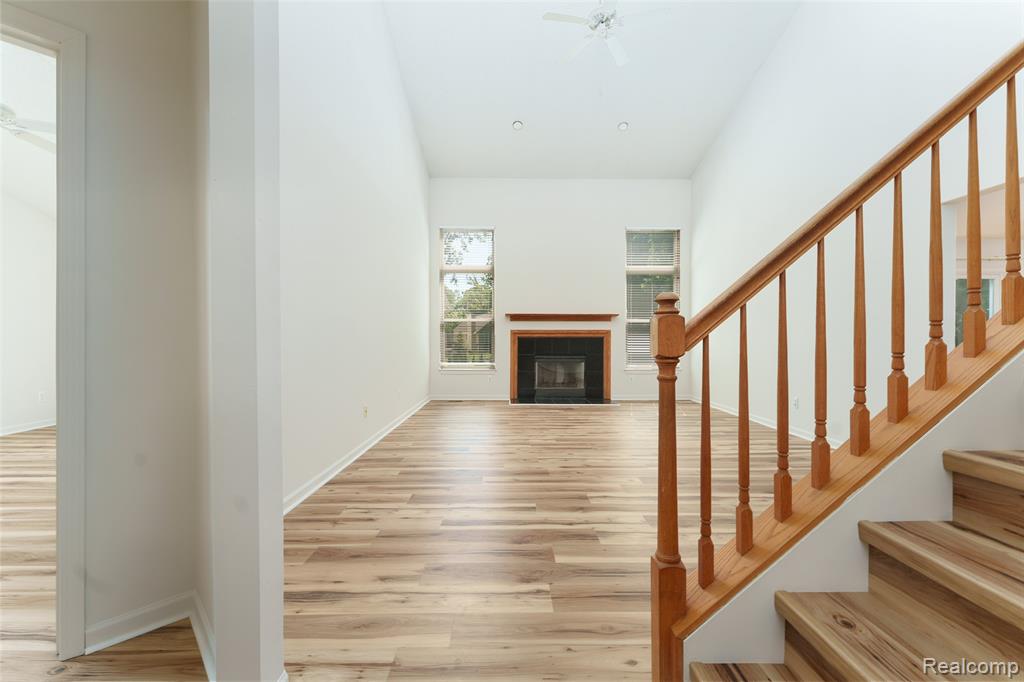 3172 Birchwood Court, Ann Arbor, MI 48105 — Photo 10