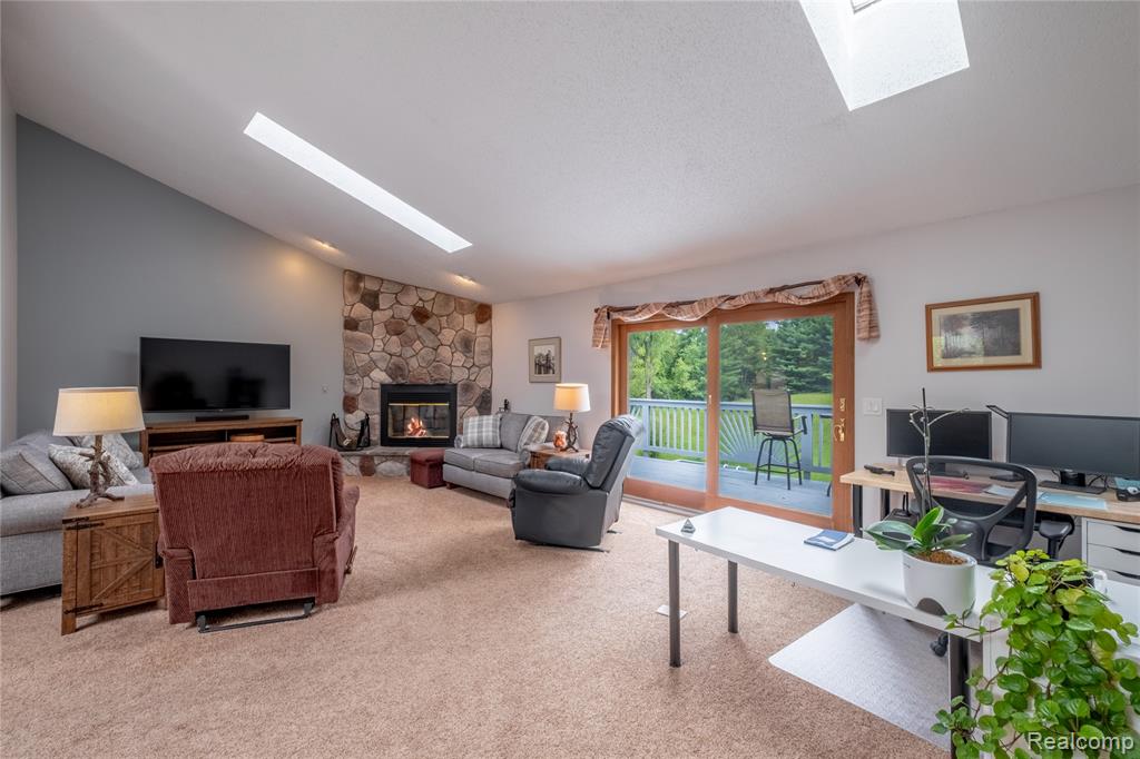 4536 Stoney Acres Lane, Highland, MI — Photo 12