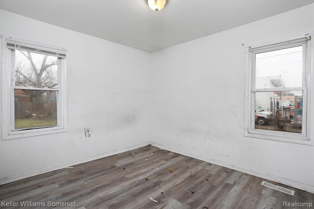 8681 ARTESIAN Street, Detroit, MI 48228 — Photo 13