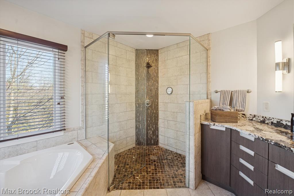25797 Arcadia Drive, Novi, MI — Photo 24