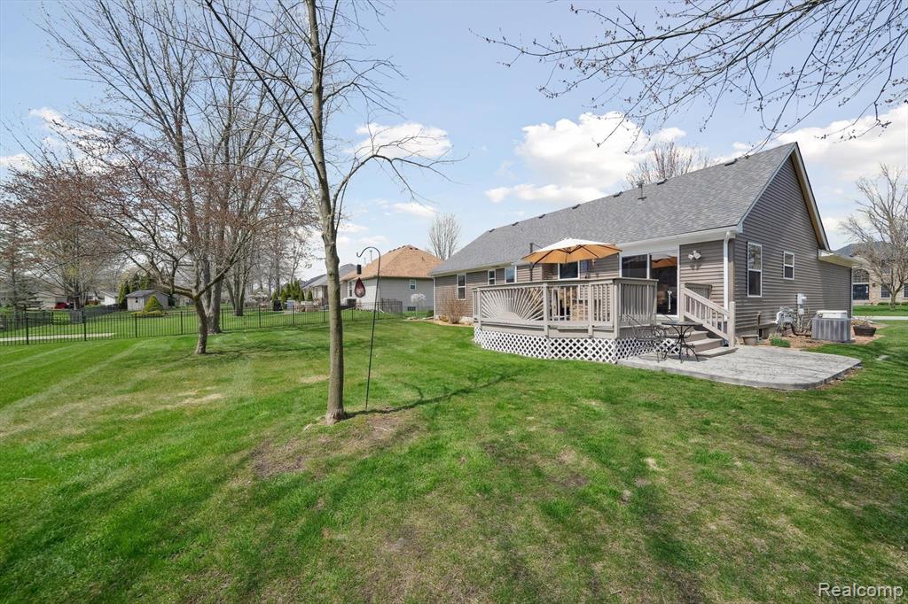 1901 ASH Street, St. Clair, MI 48079 — Photo 35