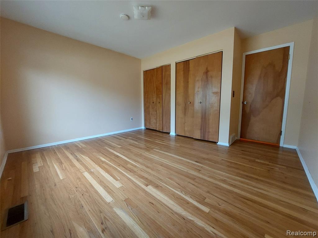 5080 Abington Drive, Troy, MI 48085 — Photo 20