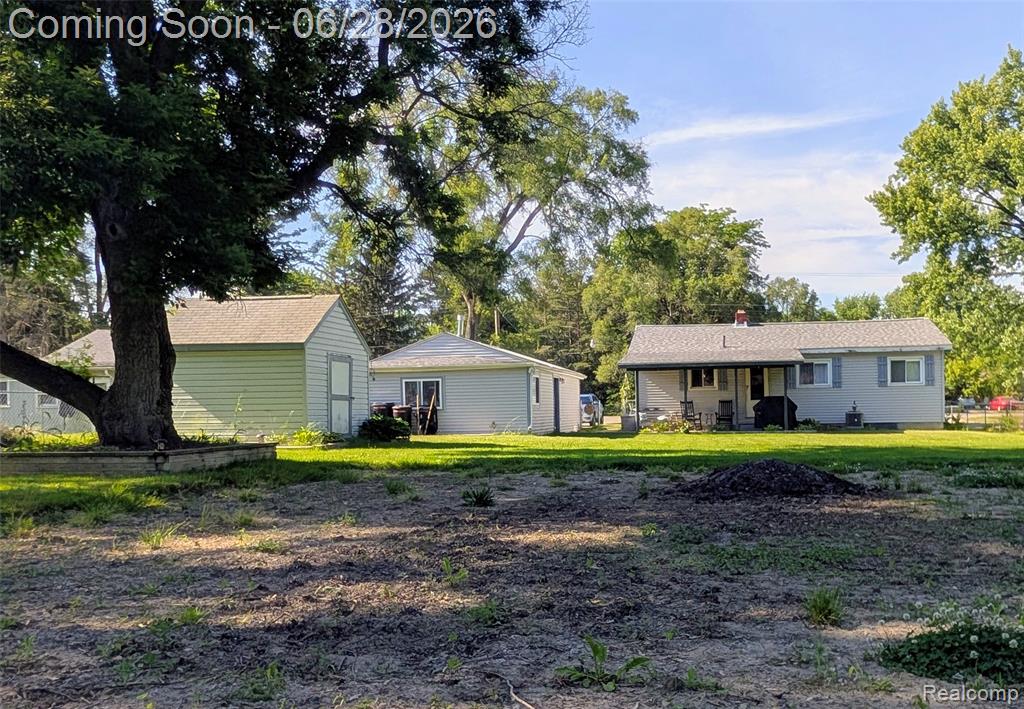 4456 E Coldwater Road, Flint, MI 48506 — Photo 26