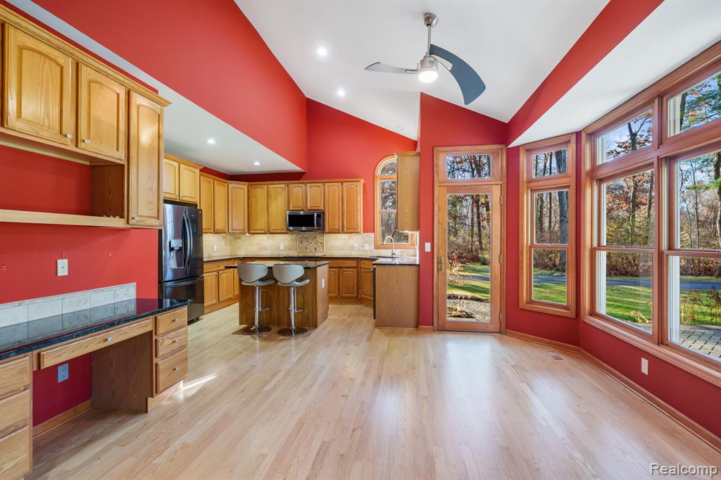 5150 N Milford Road, Highland, MI 48356 — Photo 14