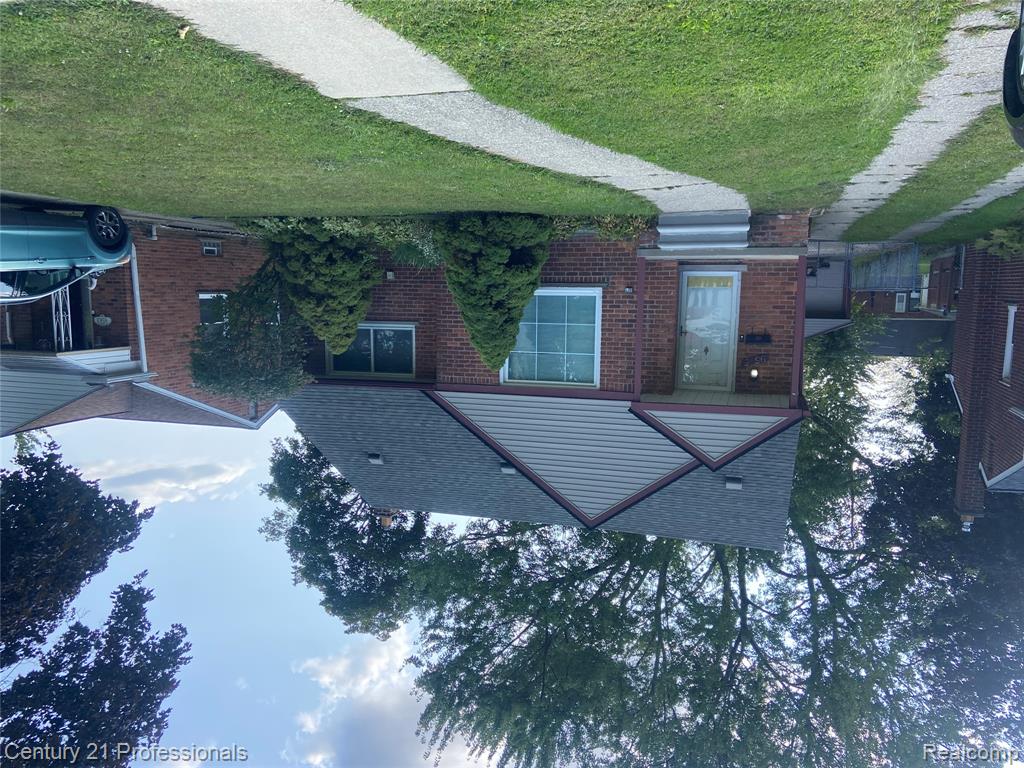 9555 Arcola Street, Livonia, MI 48150 — Photo 2