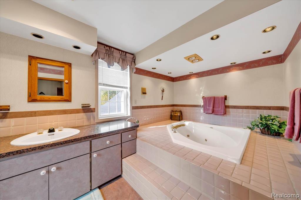 3305 Lakeville Road, Oxford, MI 48370 — Photo 18
