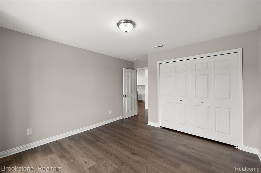46682 Emerald Creek Drive, Shelby Twp, MI 48315 — Photo 30