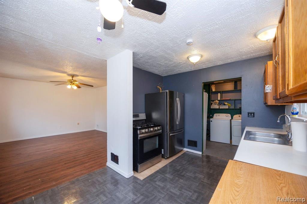 7189 MICHAEL Street, Taylor, MI 48180 — Photo 22