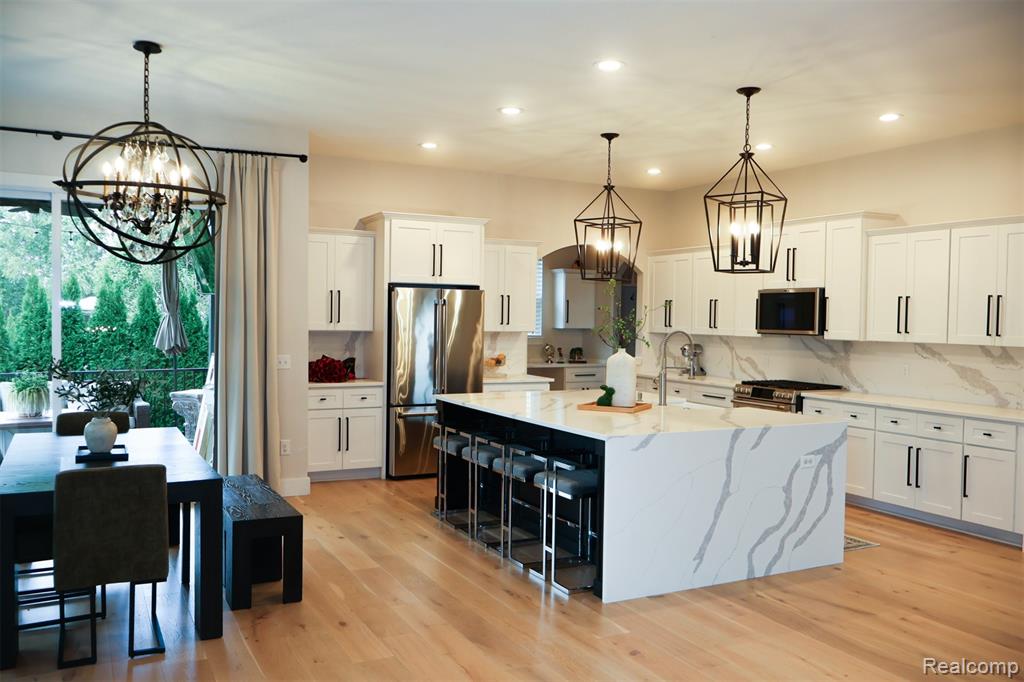 47221 Hidden Meadows Drive, Macomb, MI 48044 — Photo 10