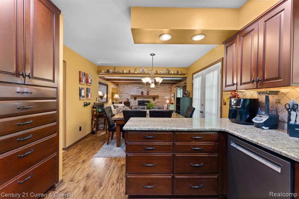 44962 Steeplepath, Novi, MI — Photo 11