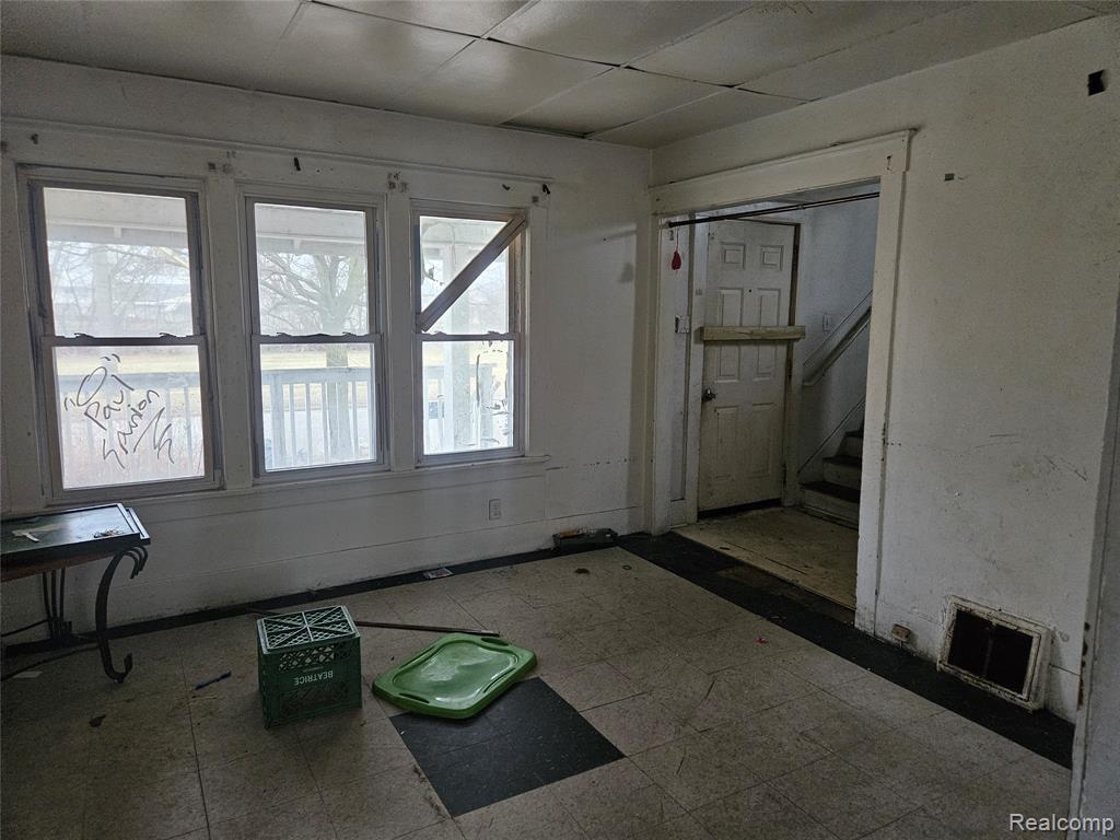 407 E 12th Street, Flint, MI 48503 — Photo 3