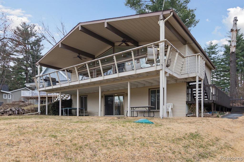 231 PINE HILL LAKE Drive, Horton, MI 49246 — Photo 45