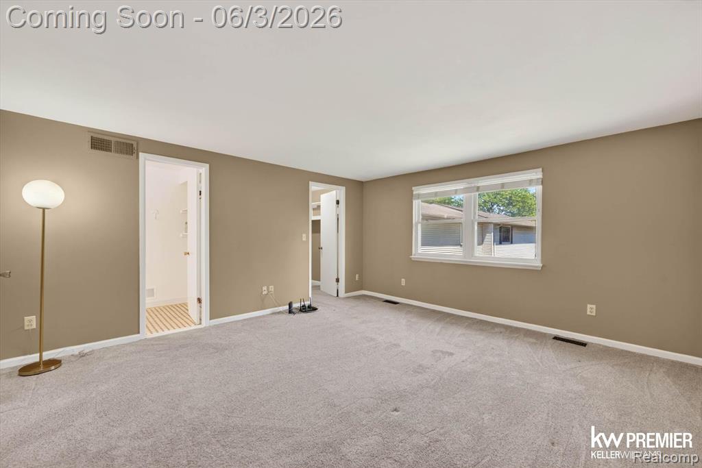 955 Kirts Boulevard, Troy, MI 48084 — Photo 18