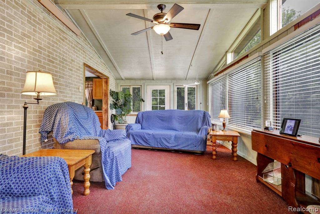 6068 W GRAND RIVER Road, Laingsburg, MI 48848 — Photo 16