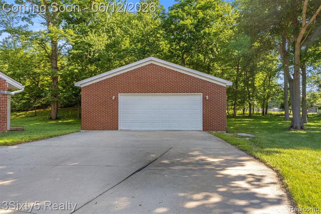 7714 Bournemouth Avenue, Grosse Ile, MI 48138 — Photo 46