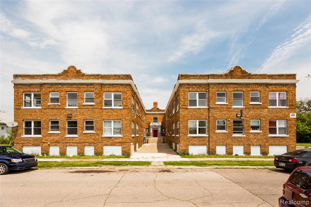 2500 Hurlbut Street, Detroit, MI 48214