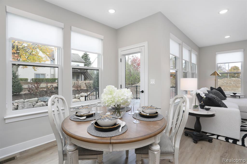 3018 Canopy Tree Way, 10, Ann Arbor, MI 48103 — Photo 16
