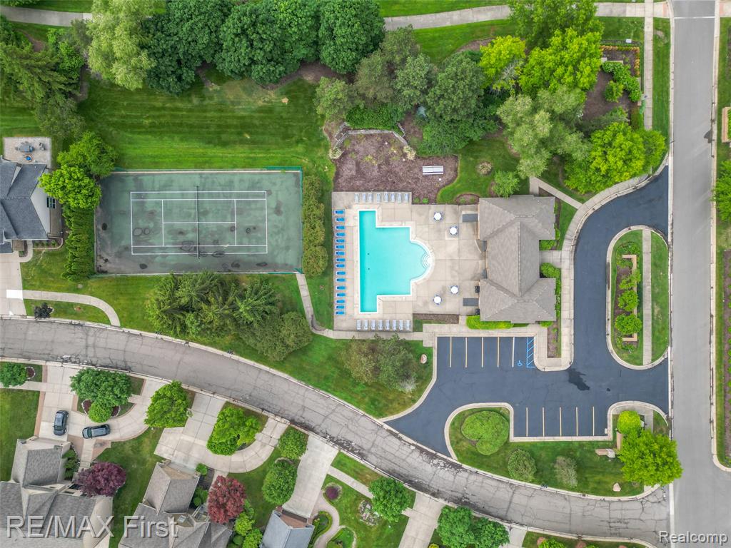 4798 WALNUT CREEK Drive, West Bloomfield, MI — Photo 7
