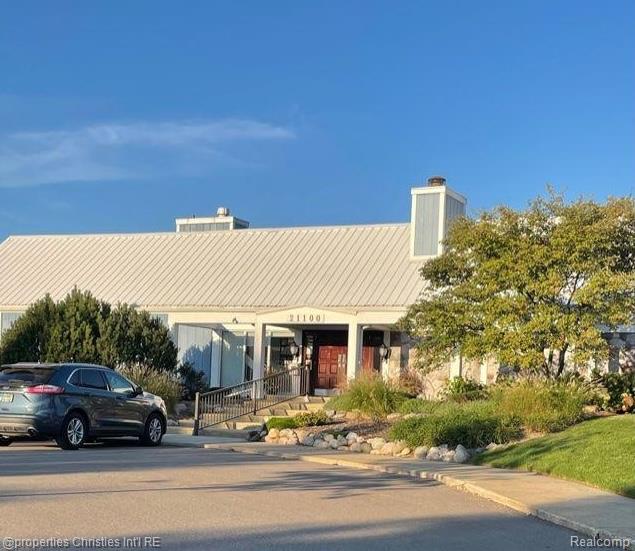 41724 Onaway Drive, Novi, MI 48167 — Photo 37