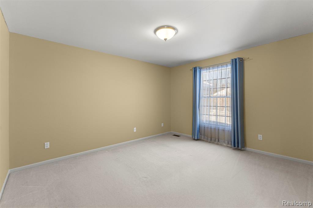 44570 White Pine Circle W, Northville, MI 48168 — Photo 32