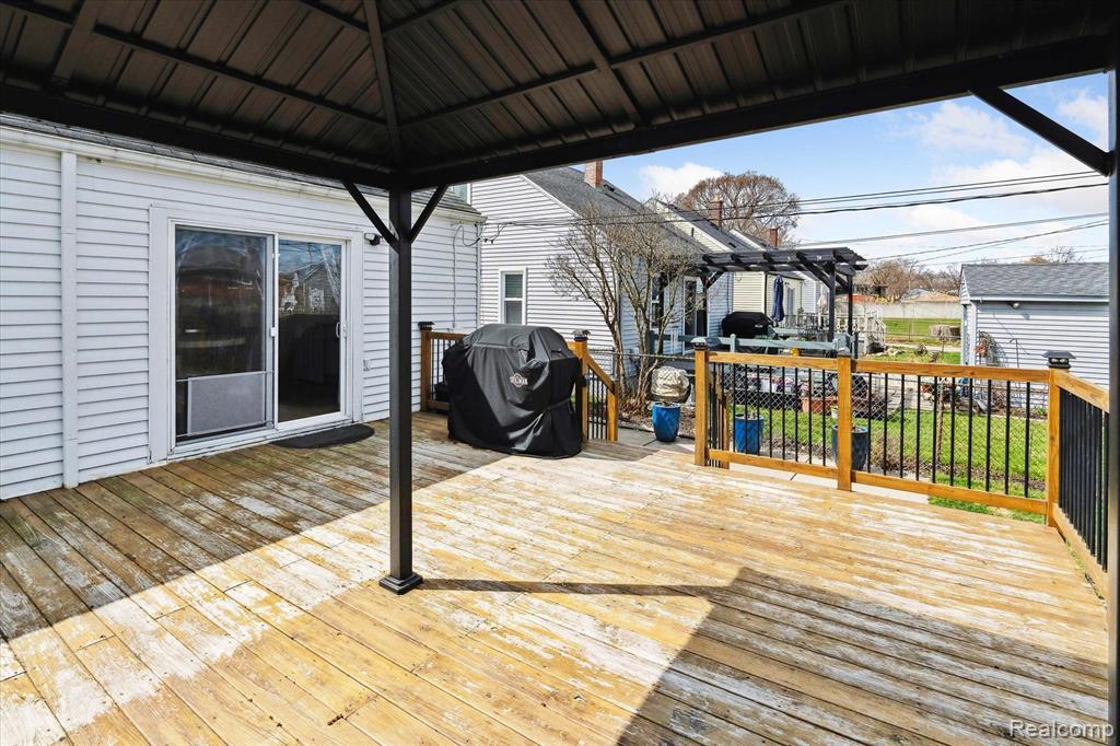 448 HIGHLAND Avenue, Clawson, MI — Photo 25