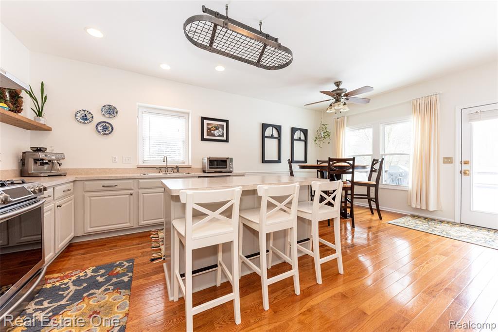 9410 Maple Run Court, Pinckney, MI 48169 — Photo 14