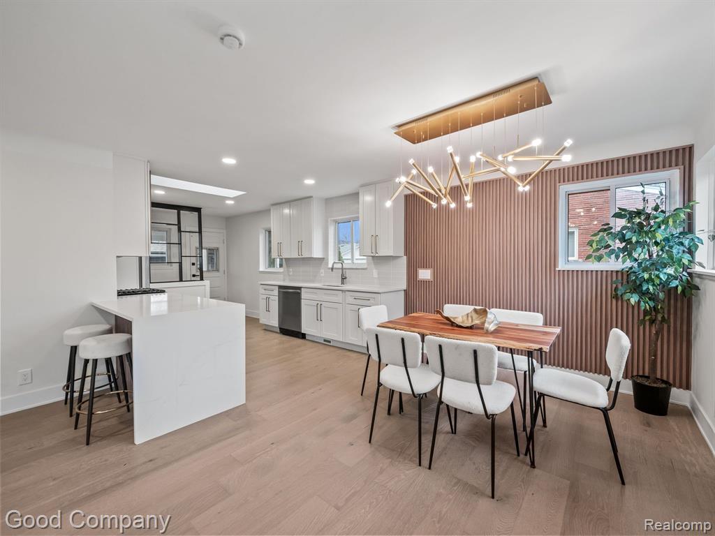 16979 MARGUERITE Street, Beverly Hills, MI 48025 — Photo 9