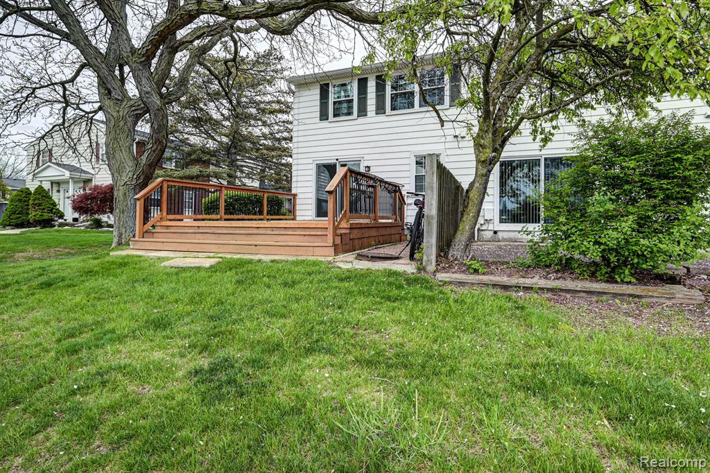 19824 IRONGATE, Northville, MI 48167 — Photo 46