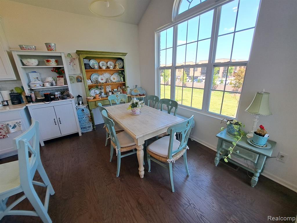 49503 Lantern Way, Canton, MI 48188 — Photo 9