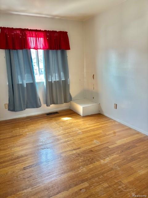 14022 Stoeflet Street, Rockwood, MI — Photo 13