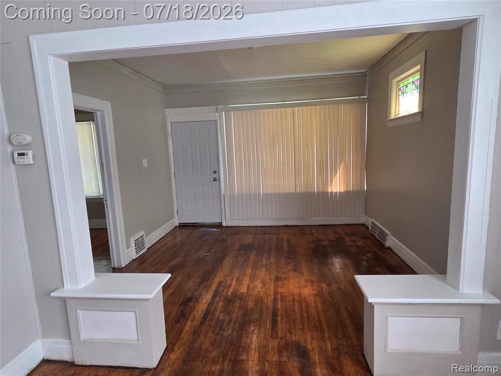 5571 Fairview Street - Photo 5