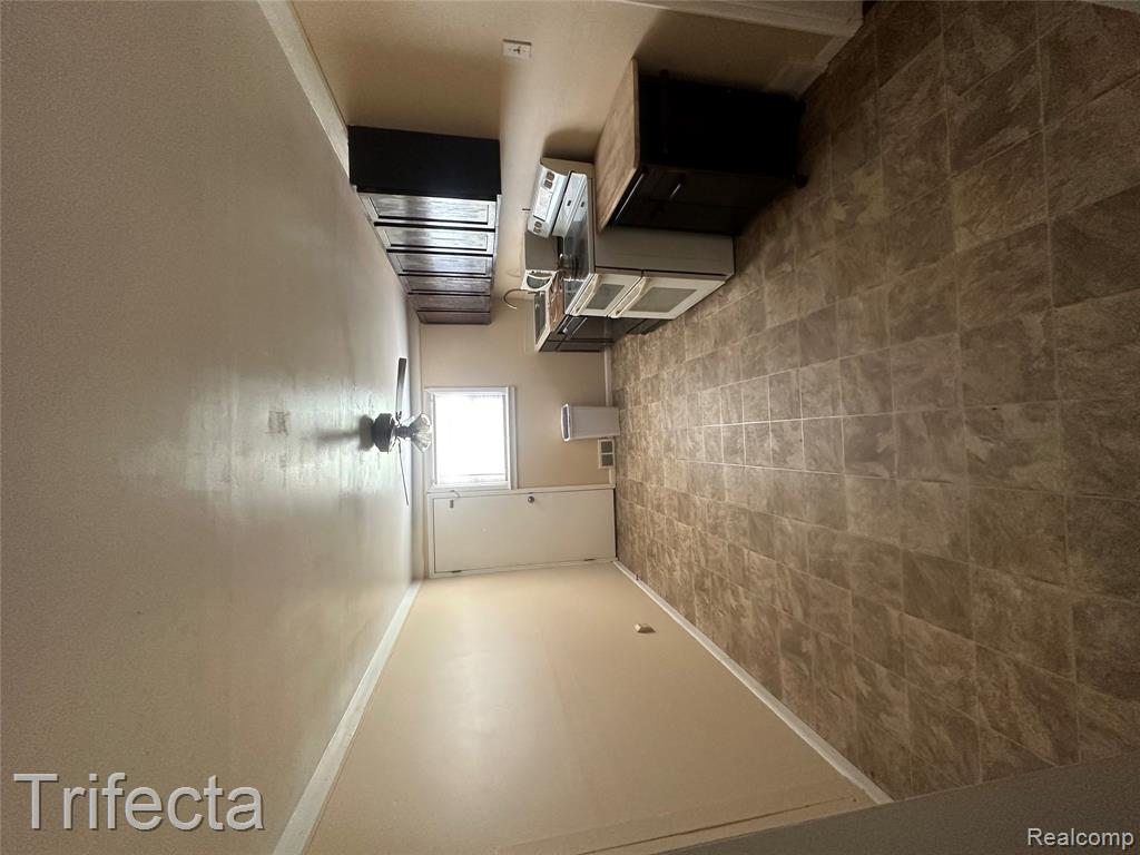 23930 21 Mile Road, Macomb, MI 48042 — Photo 14