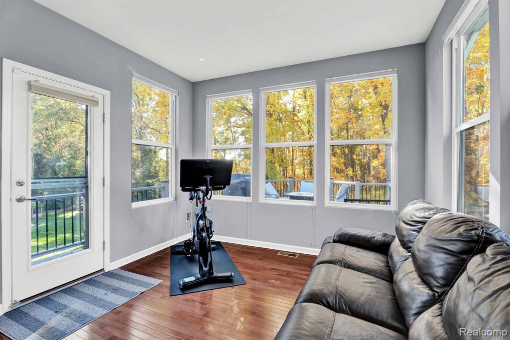 57757 Village Drive, New Hudson, MI 48165 — Photo 35