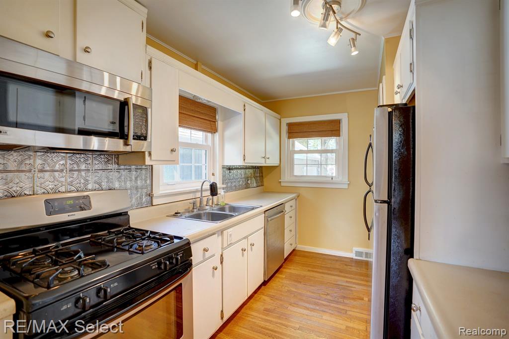 1604 MARY ANN Street, Mount Pleasant, MI 48858 — Photo 16