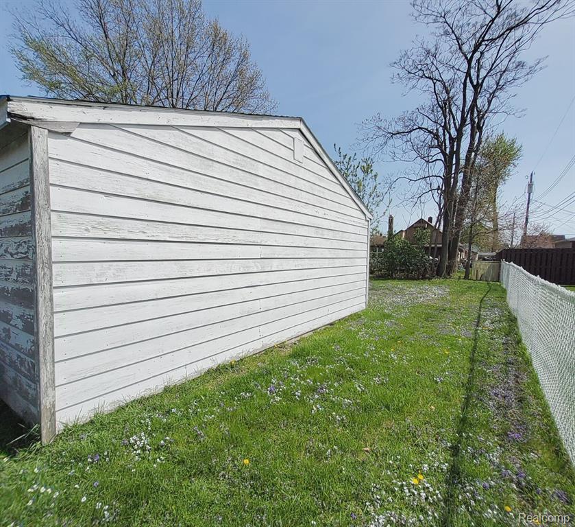 4208 IRENE Avenue, Lincoln Park, MI 48146 — Photo 24